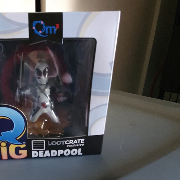 Deadpool Q Fig - Lootcrate White Varient - Picture 2 of 5